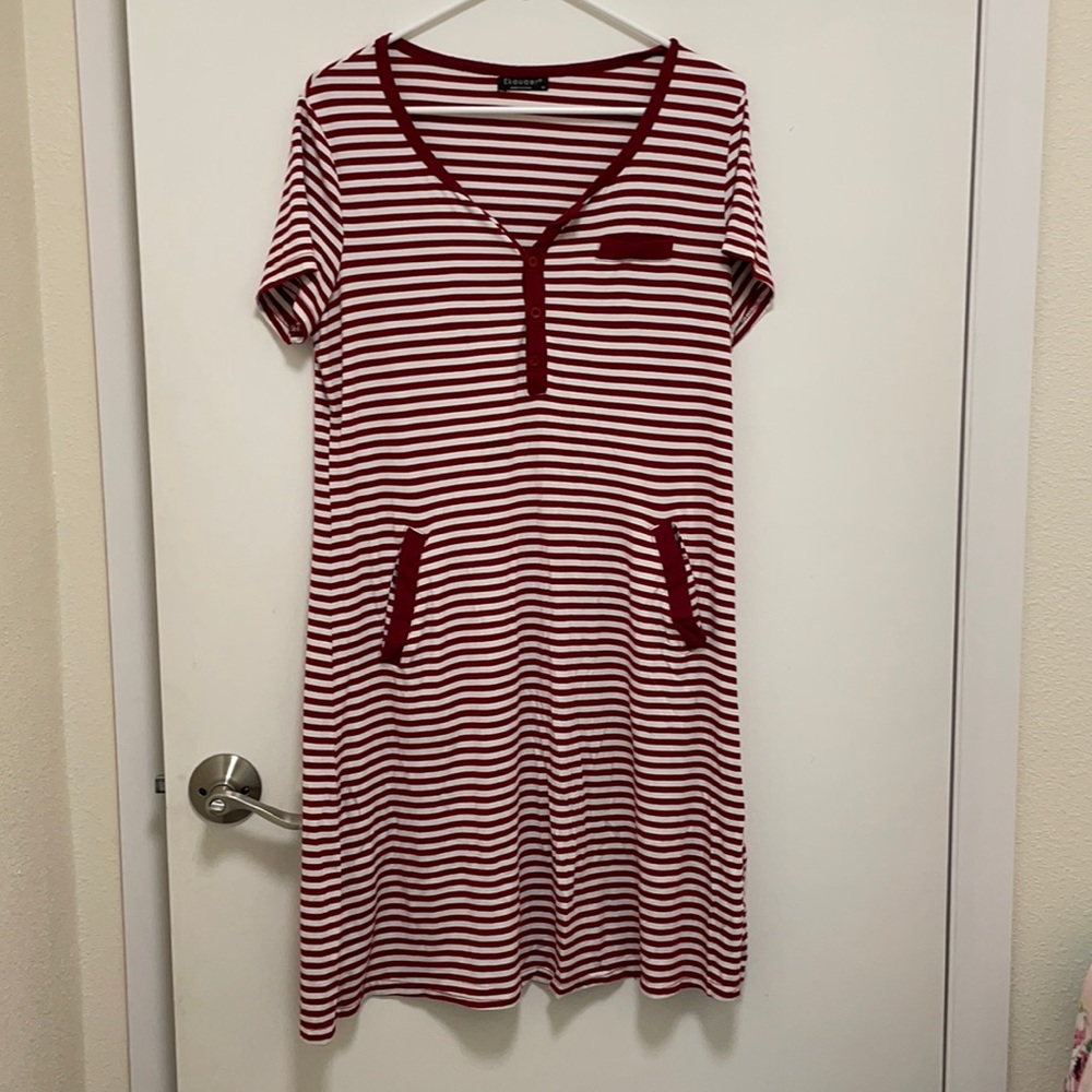 Maternity and nursing nightgown